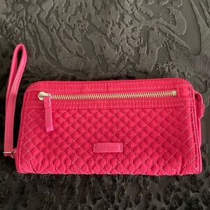 Vera Bradley Quilted Wristlet Wallet Clutch Zippers & Pockets Hot Pink Women